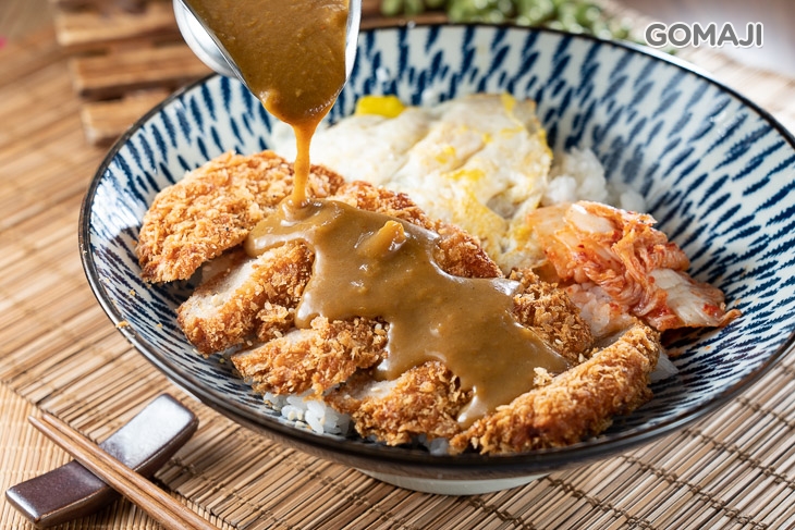 日式炸豬排咖哩飯