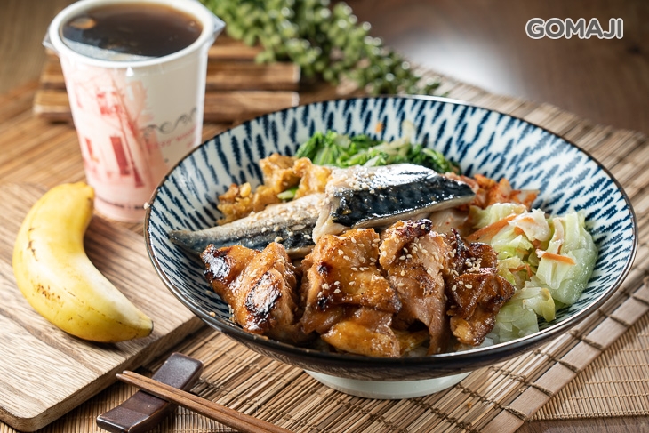 板烤雞腿排+湘檸鹽鯖魚