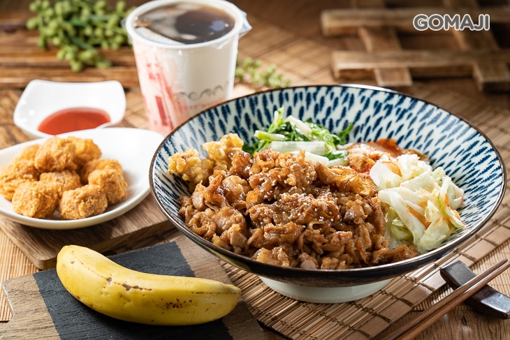 范珍湘咖哩.燒肉丼飯