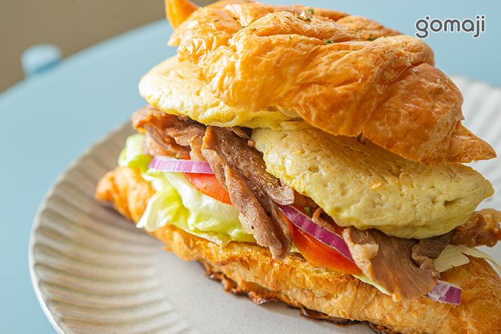 醬燒豬胛心烤可頌