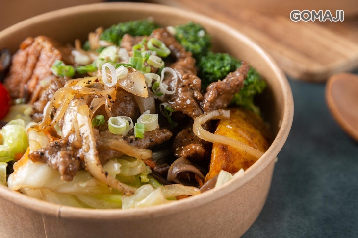 黑胡椒豬柳花椰米