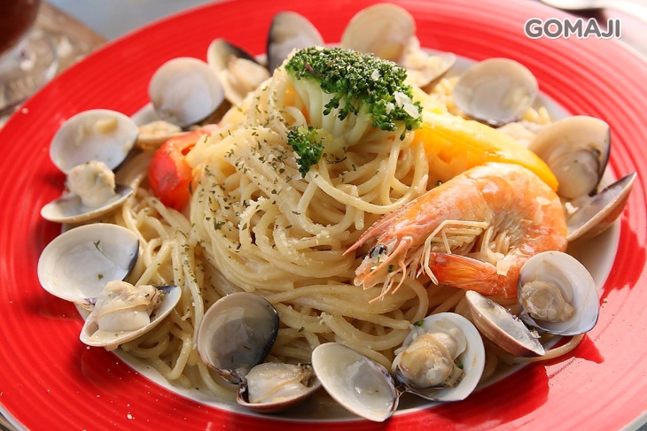 星空馬賽海鮮蛤蠣燉飯(可換義大利麵)
