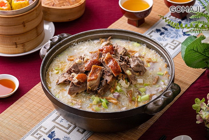 芋香鴨骨米粉湯  