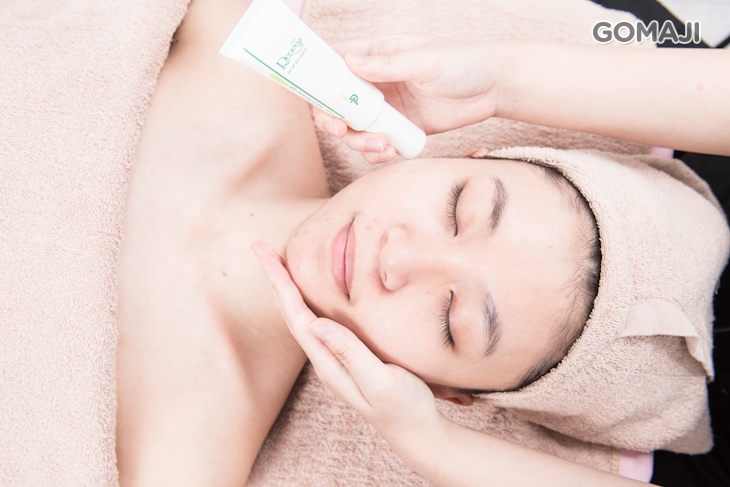 BS野荳煥白修護精華加強代謝更新肌膚