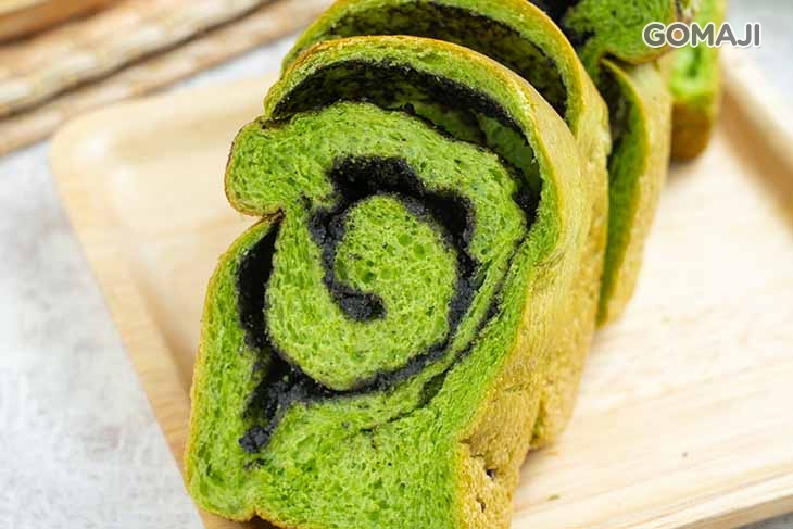 抹茶黑芝麻吐司 