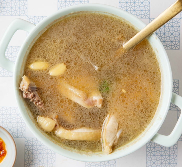 蒜頭雞湯