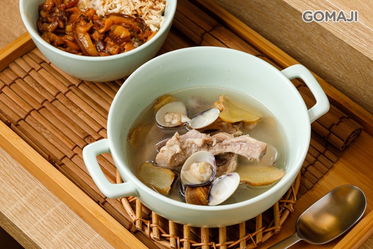 蛤蜊雞湯