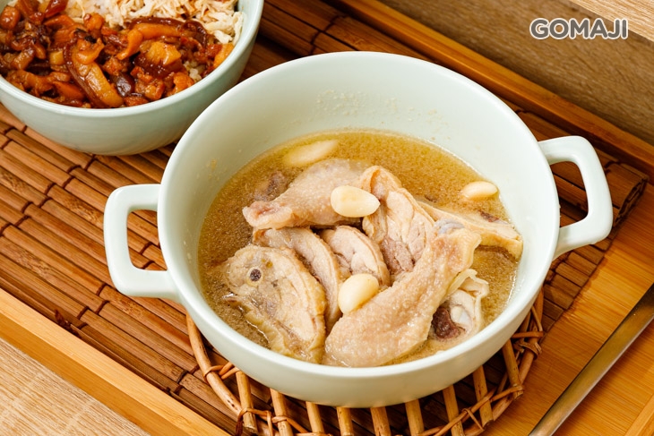 蒜頭雞湯