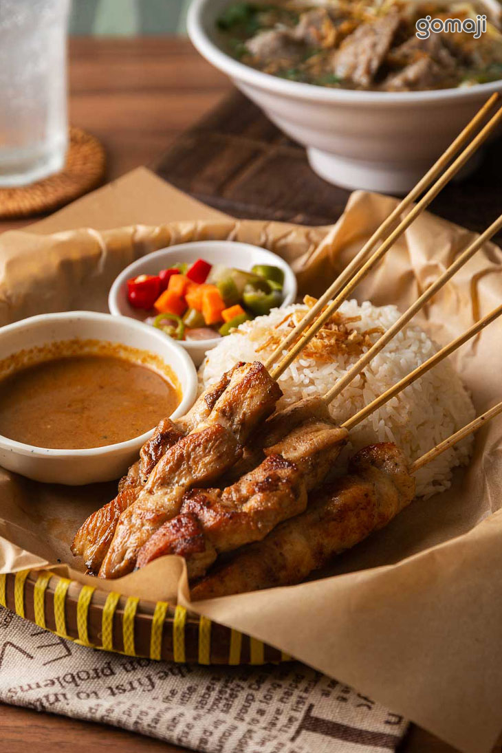 花生醬雞肉沙爹+飯