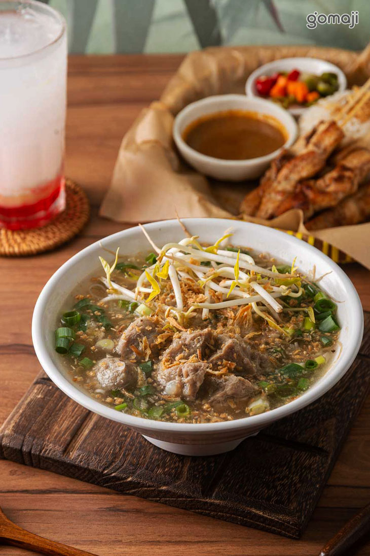 招牌牛肉丸米粉