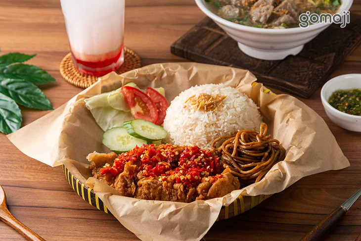 印尼去骨炸雞腿飯