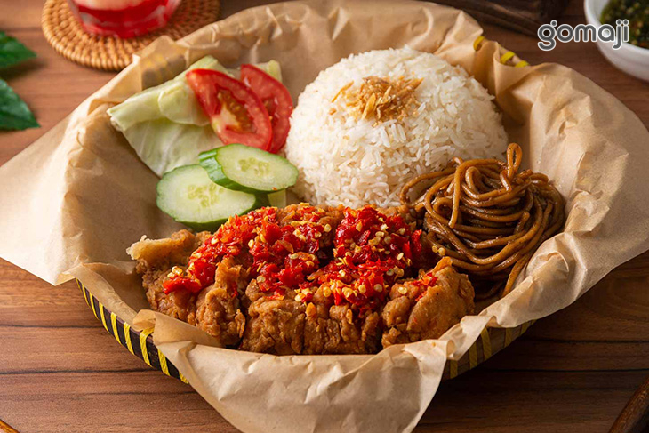 印尼去骨炸雞腿飯