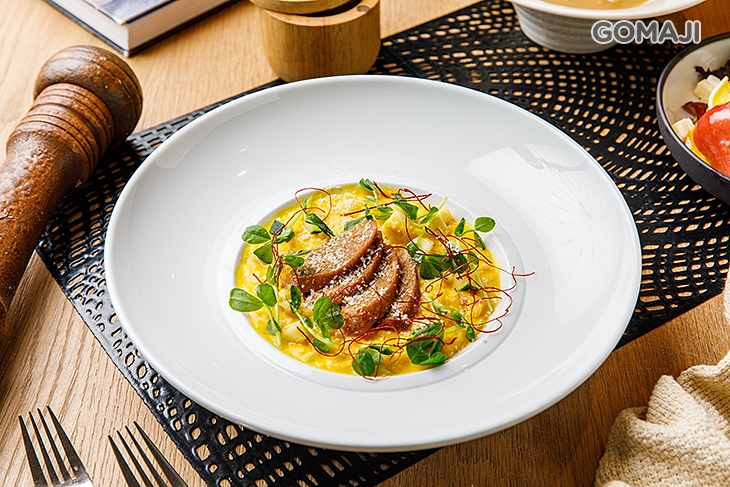 未來肉南瓜燉飯