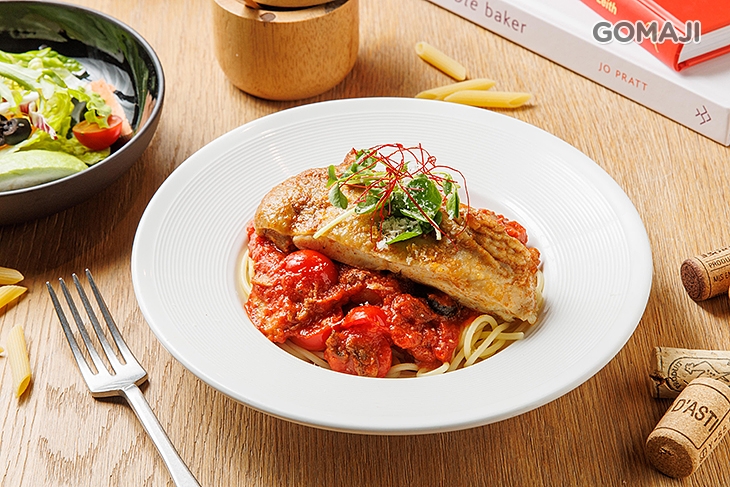 席耶那辣茄汁雞肉細圓麵