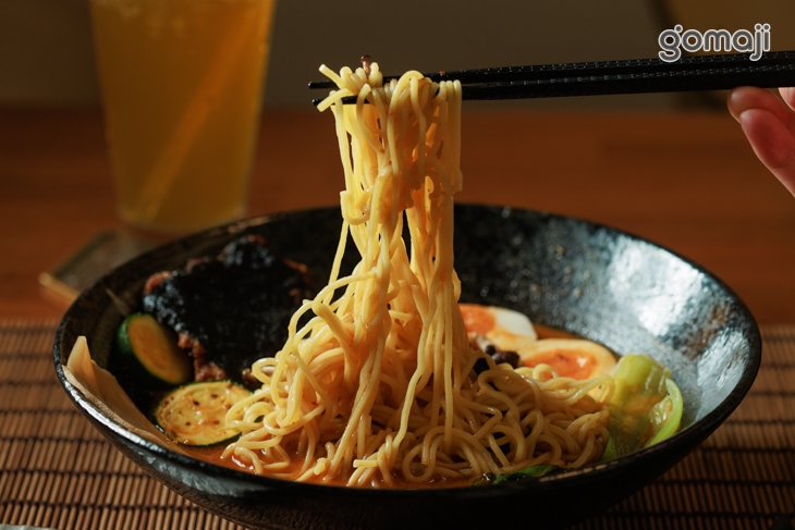 香辣胡麻拉麵