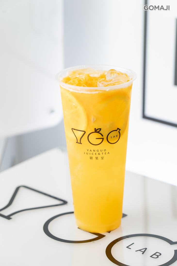滿杯柳橙緑