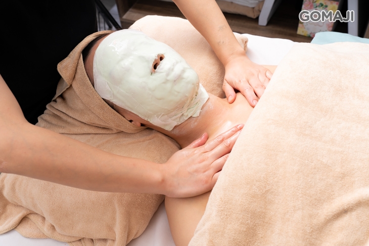 膠原蛋白緊緻面膜(同時進行頭部舒刮釋壓+肩頸按摩+手部肌肉放鬆)