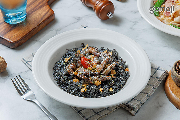 歐嚕嚕鮮蝦墨魚燉飯