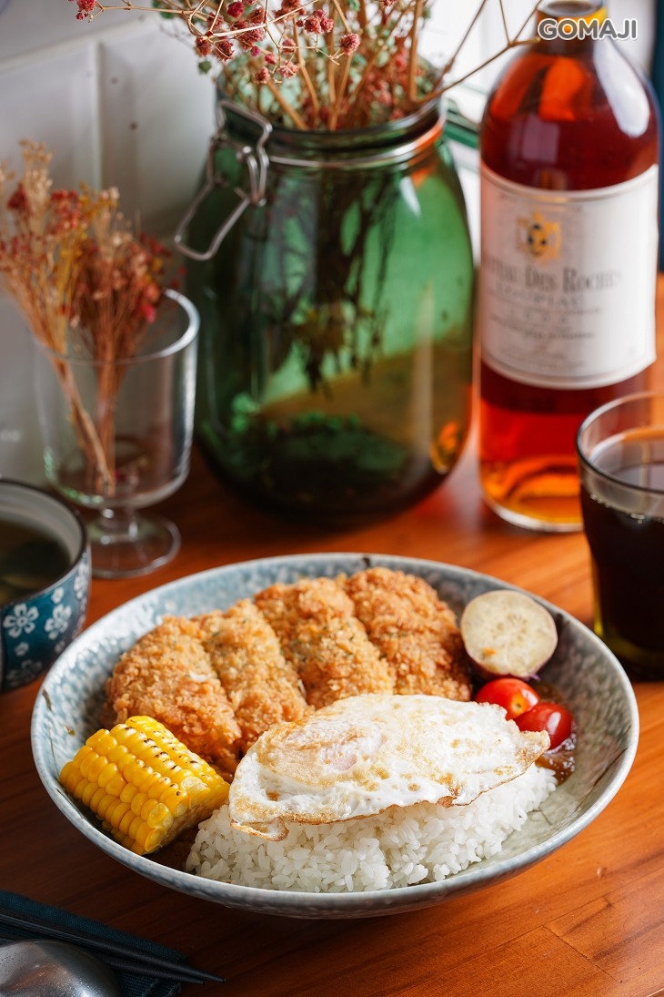 厚切豬排咖哩飯