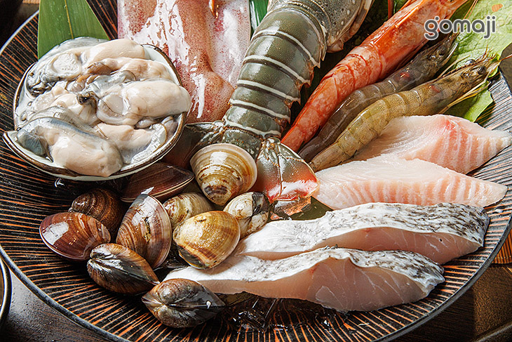 龍蝦一隻 + 綜合海鮮拼盤