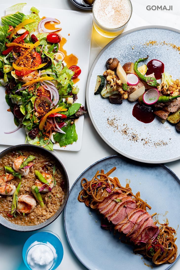 Leone Restaurant & Bar