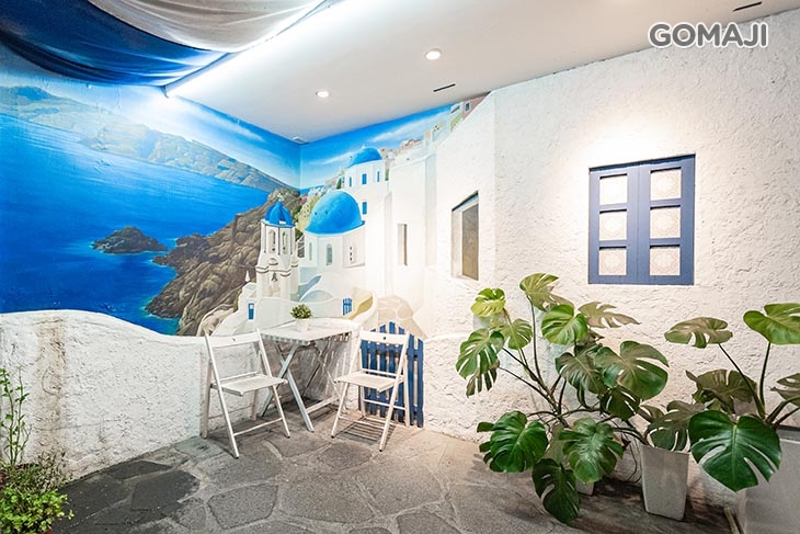 Leone Restaurant & Bar