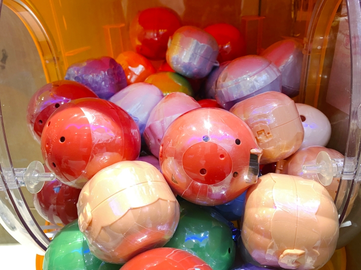 扭蛋一顆(隨機贈送)