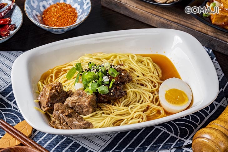招牌牛肉拌麵