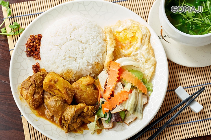 咖哩雞肉飯