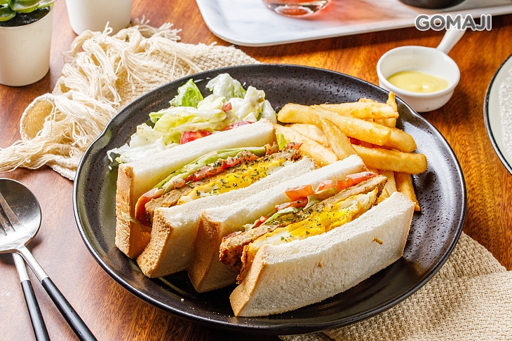 元氣三明治：燒肉蛋起司