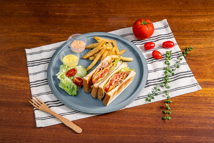 元氣三明治：香煎培根起司