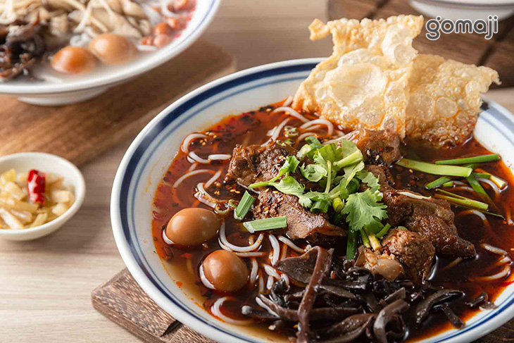 川味麻辣軟排米線