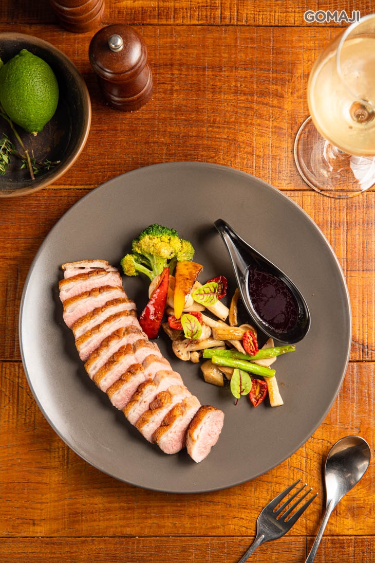 嫩煎脆皮好野鴨 
