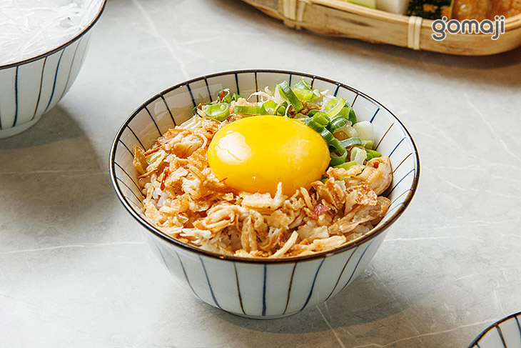 招牌月間雞絲雞油拌飯