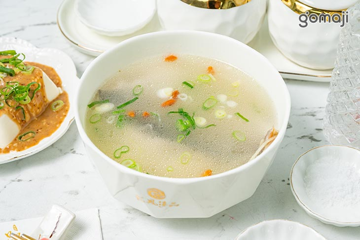 山泉鮮魚湯