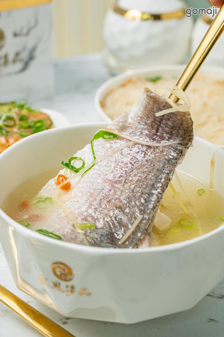 山泉鮮魚湯