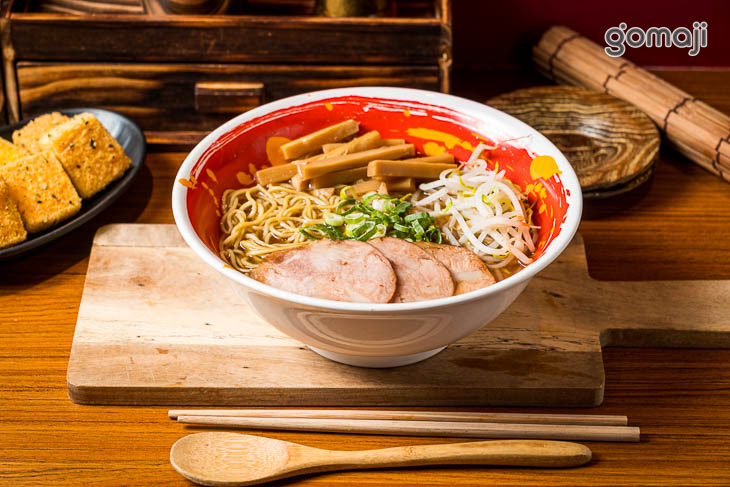醬油拉麵