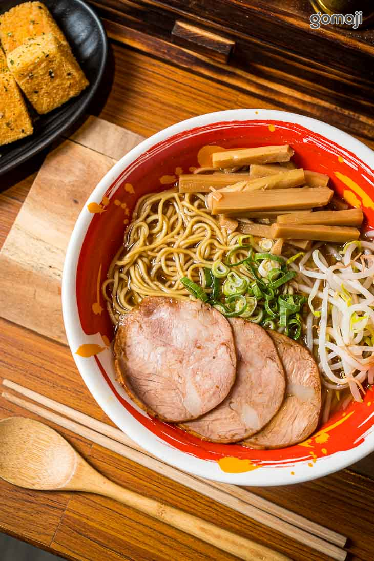 醬油拉麵
