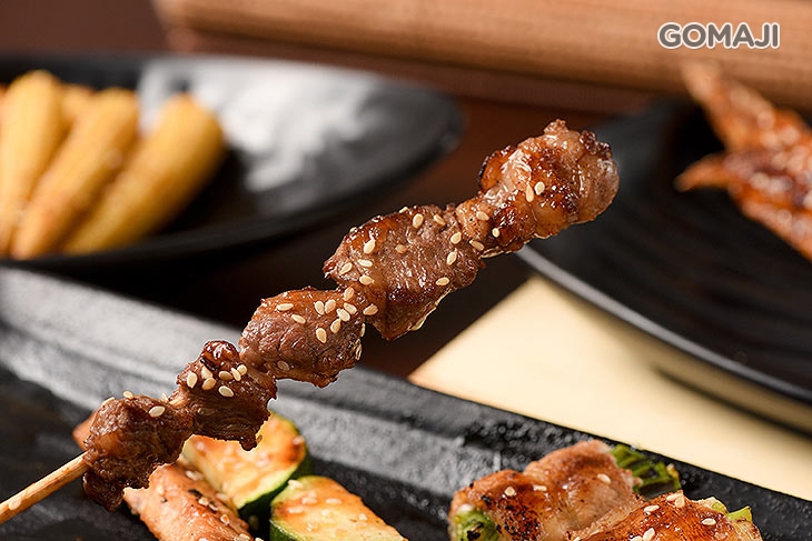 牛肋串/櫛瓜/青蔥豬肉串/雞肉串
