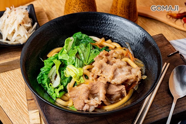 牛肉炒讚岐烏龍麵