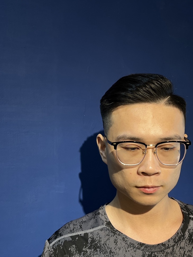 A.嘻油記理髮廳-美式英倫俐落帥髮型通通有！頭皮活化清爽洗髮+帥氣男士理髮設計剪裁