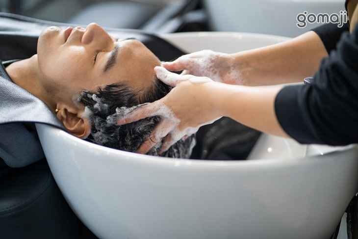 C.嘻油記理髮廳-謝絕悶熱油膩頭！頭皮活化清爽洗髮+帥氣男士理髮設計剪裁+O-di天然植萃高品質專業頭皮調理