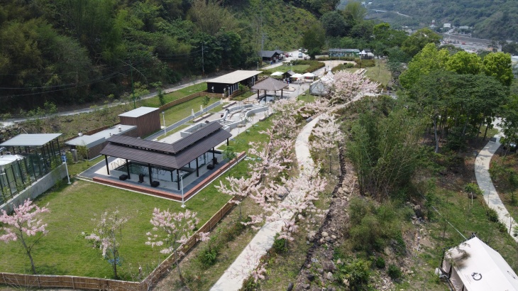 高雄寶來遠山望月溫泉風呂 露營區環境