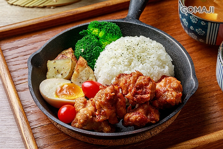唐揚雞咖哩飯 
