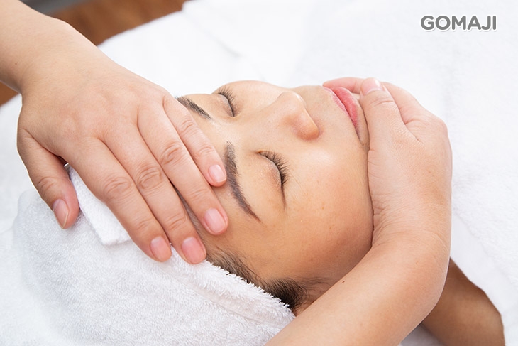 拉提緊緻臉部精油按摩