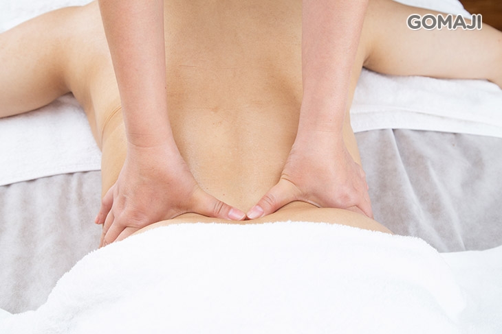 香氛精油舒壓按摩(背至腿部)