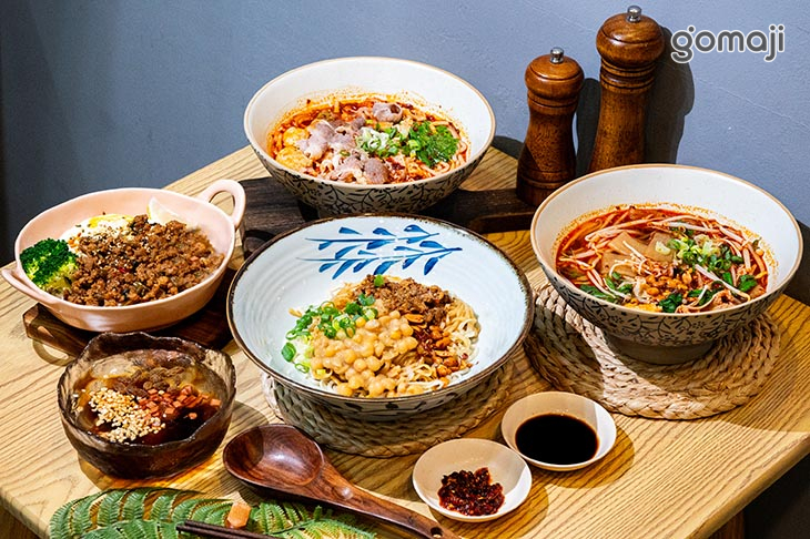 貳么柒川式麵館