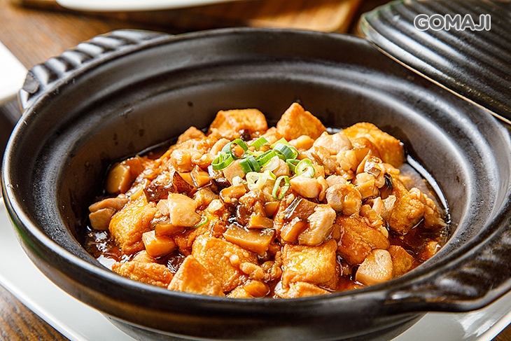 大澳鹹魚雞粒豆腐煲