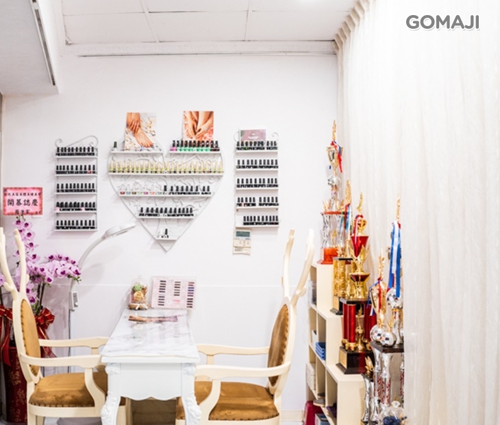 Jenny 珍妮美甲美睫