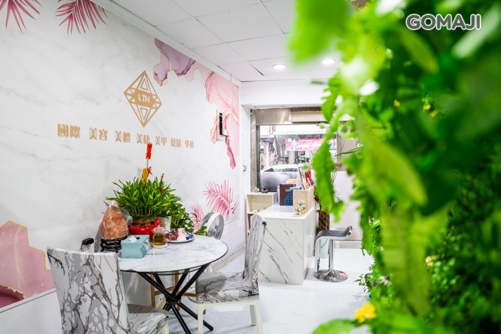 Jenny 珍妮美甲美睫